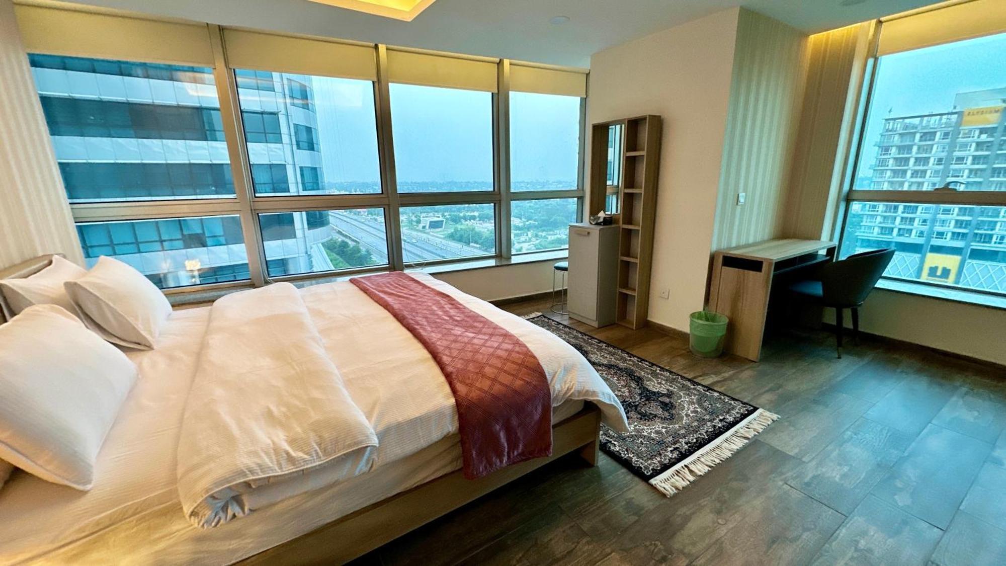 Centaurus Apartment İslamabad Dış mekan fotoğraf